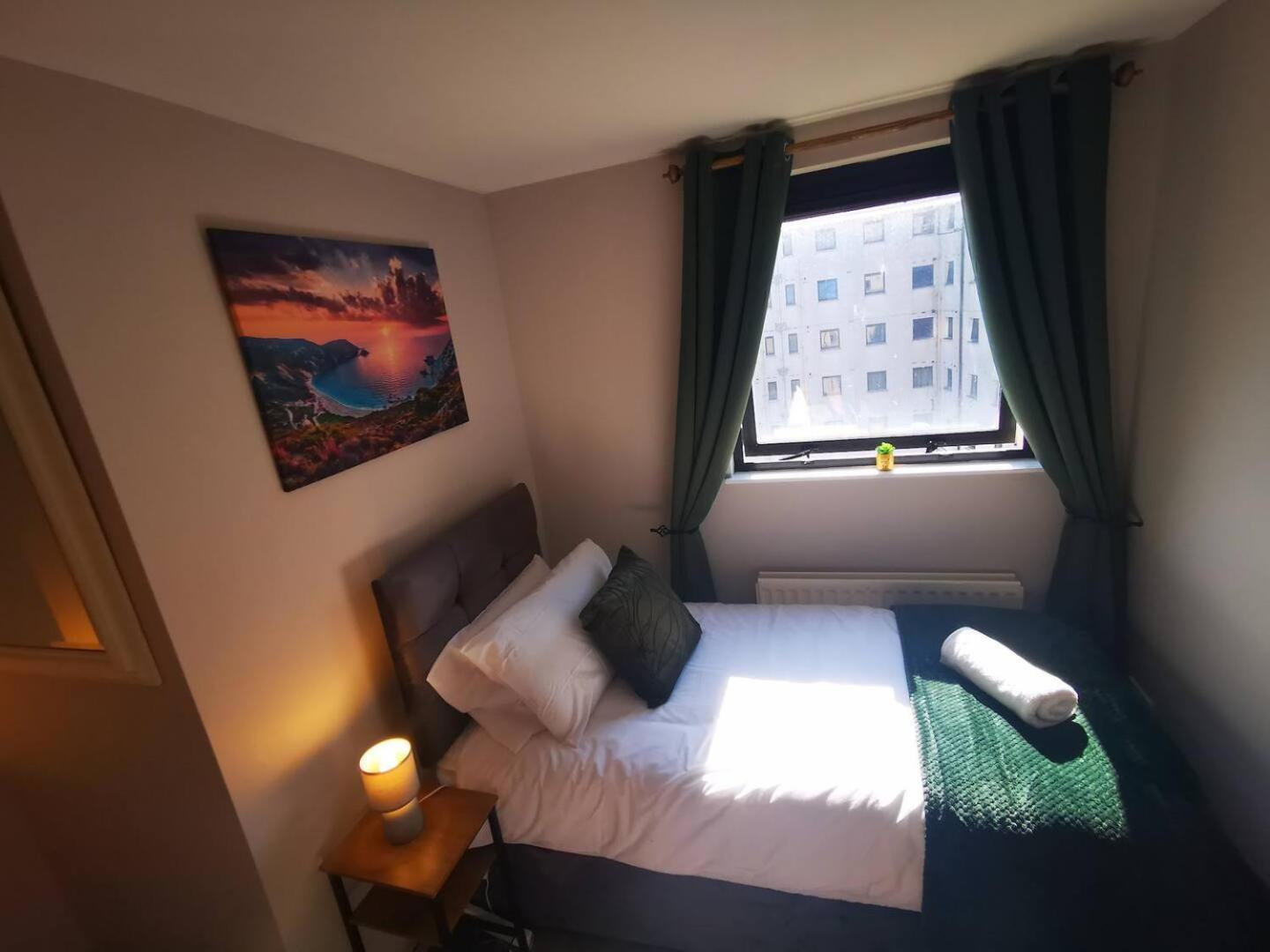 2Br Spacious City Centre Apartment Belfast Eksteriør bilde